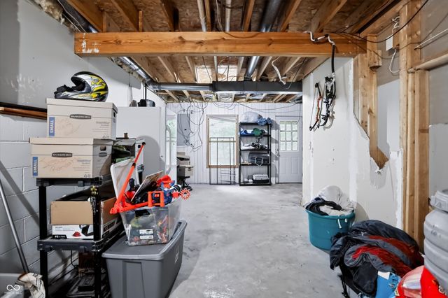 8265 S Metzel Lane, Nineveh, IN 46164