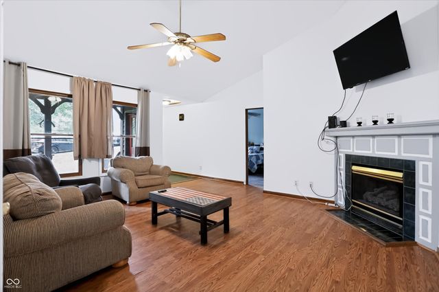 8265 S Metzel Lane, Nineveh, IN 46164