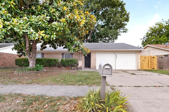 6005 Stardust Drive S, Watauga, TX 76148