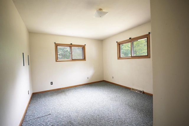 W5681 OAK LANE, Princeton, WI 54968