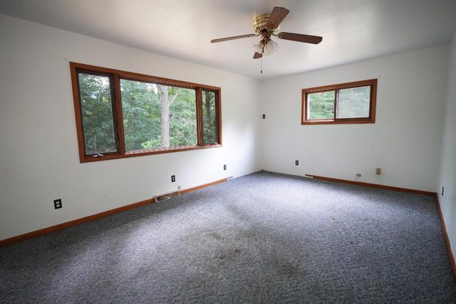 W5681 OAK LANE, Princeton, WI 54968