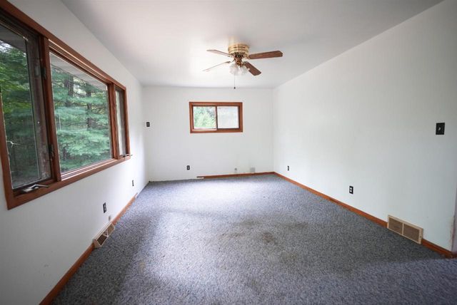 W5681 OAK LANE, Princeton, WI 54968