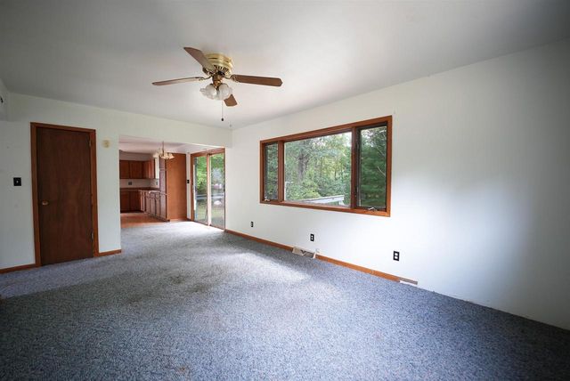 W5681 OAK LANE, Princeton, WI 54968