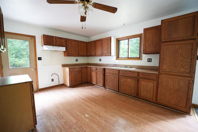 W5681 OAK LANE, Princeton, WI 54968