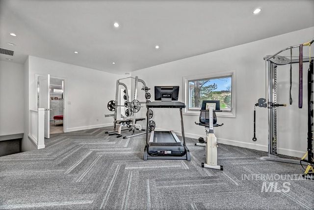 329 W Thornberry Dr, Boise, ID 83702