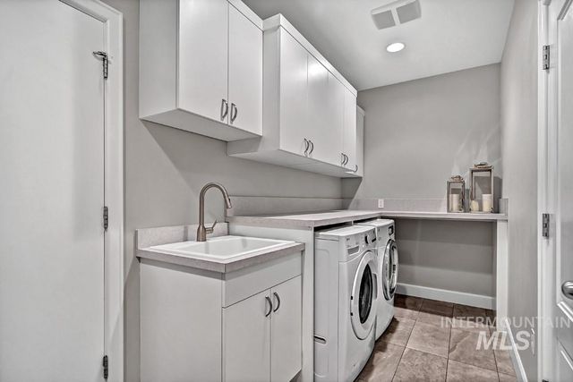 329 W Thornberry Dr, Boise, ID 83702