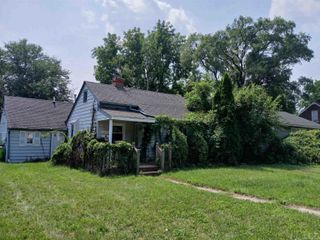 18374 Mesle Street, Roseville, MI 48066