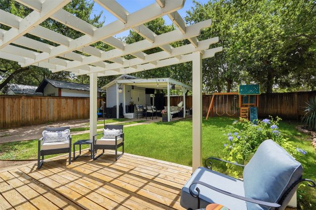 2208 Western Avenue, Fort Worth, TX 76107