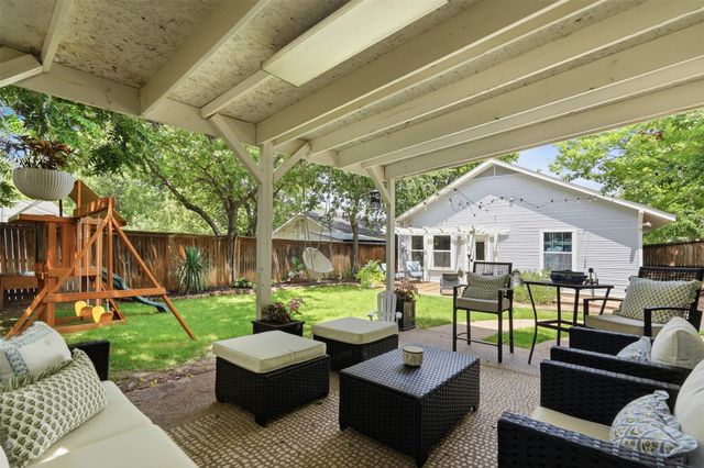 2208 Western Avenue, Fort Worth, TX 76107