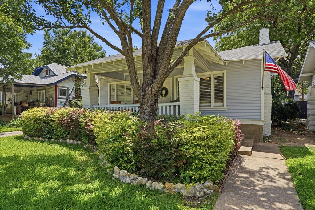 2208 Western Avenue, Fort Worth, TX 76107