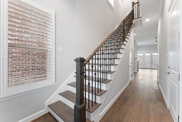 114 Magnolia Green Street, The Woodlands, TX 77384