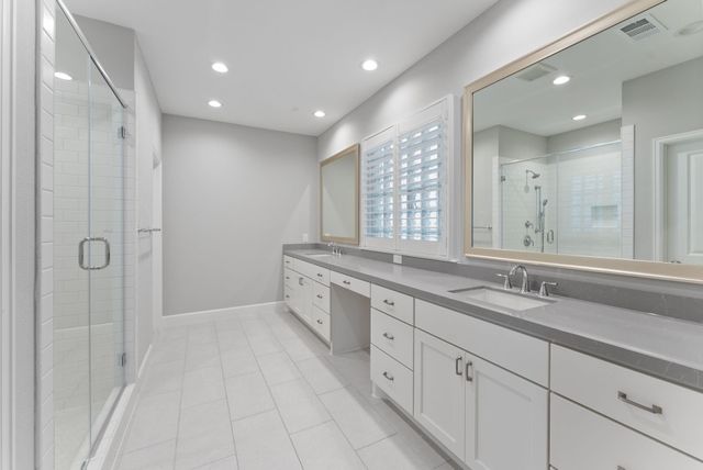 114 Magnolia Green Street, The Woodlands, TX 77384