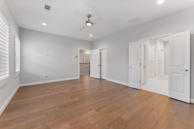 114 Magnolia Green Street, The Woodlands, TX 77384