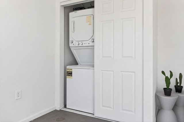 2071 Border Avenue, Joshua Tree, CA 92252