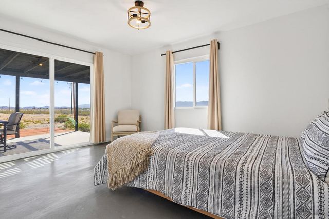 2071 Border Avenue, Joshua Tree, CA 92252