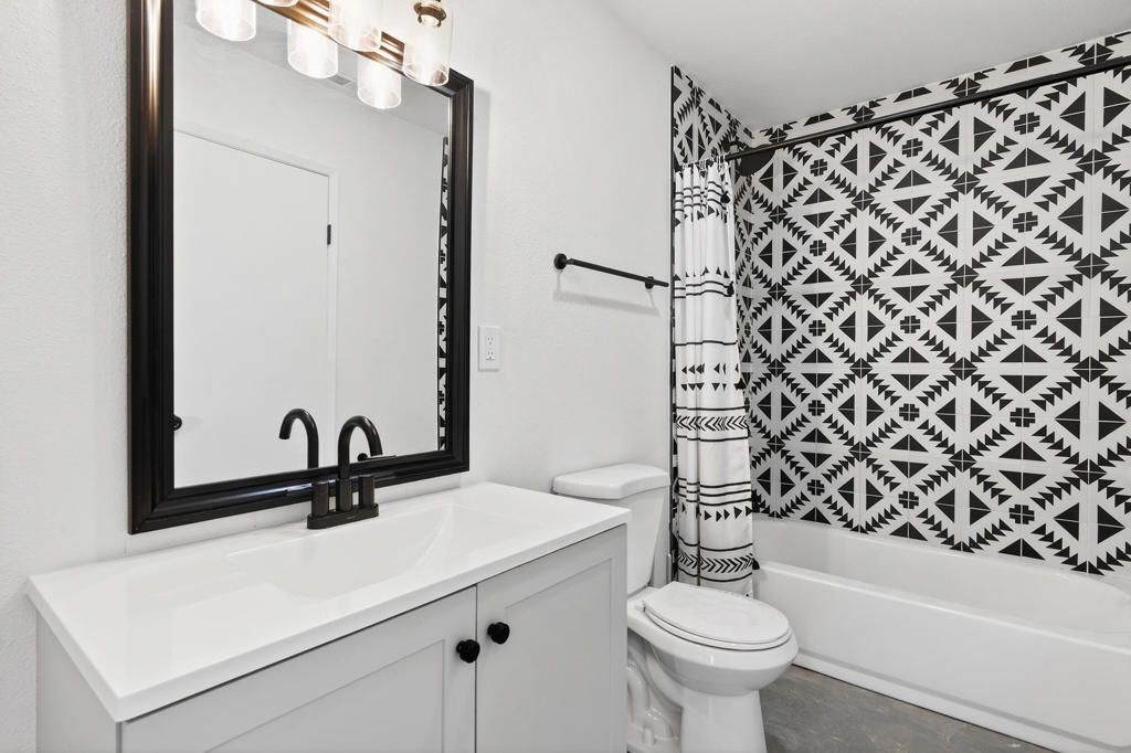 Image 39 of property listing at 2071 Border Avenue, Joshua Tree, CA 92252