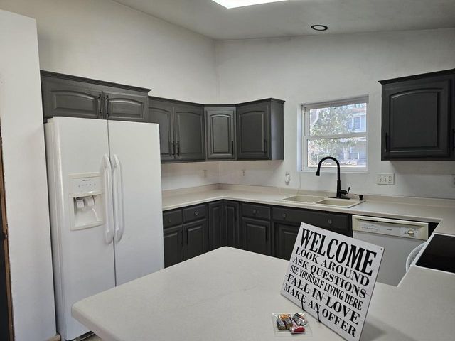 1906 MITCHELL STREET, Oshkosh, WI 54901