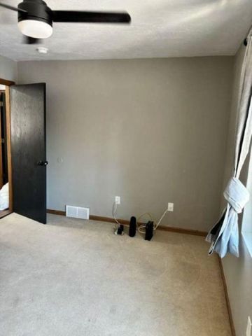 1906 MITCHELL STREET, Oshkosh, WI 54901