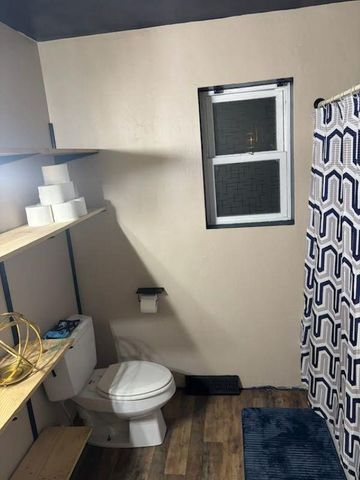 1906 MITCHELL STREET, Oshkosh, WI 54901