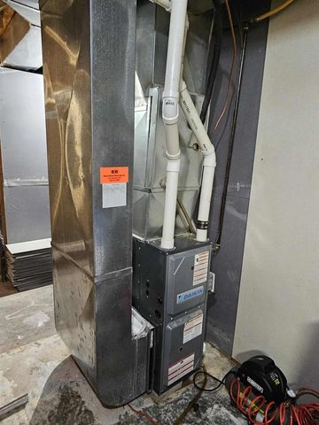 1906 MITCHELL STREET, Oshkosh, WI 54901