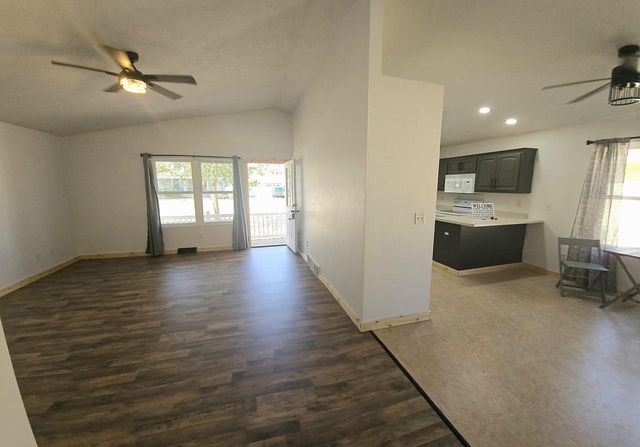 1906 MITCHELL STREET, Oshkosh, WI 54901