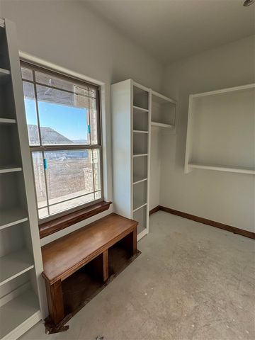 12654 Pinnacle Ln, Elgin, OK 73538