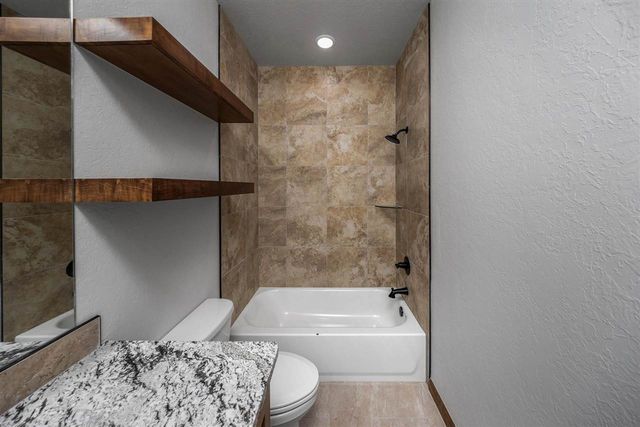 12654 Pinnacle Ln, Elgin, OK 73538