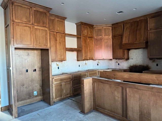 12654 Pinnacle Ln, Elgin, OK 73538