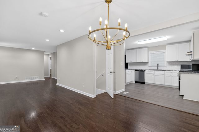 147 Hermer Circle NW, Atlanta, GA 30311