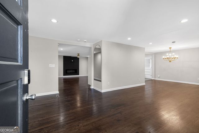 147 Hermer Circle NW, Atlanta, GA 30311