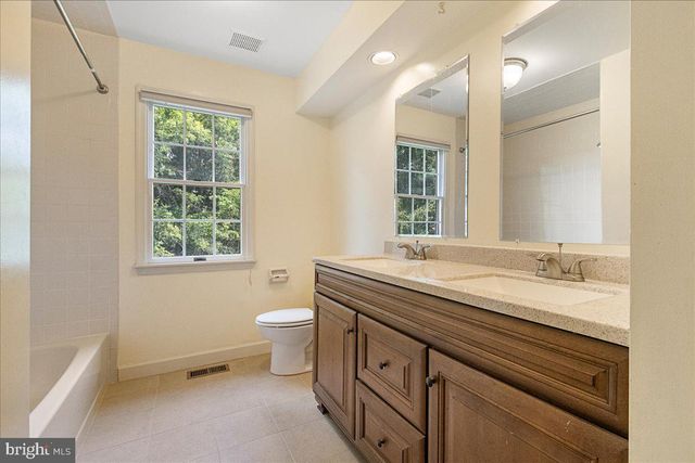 47 WILKINSON WAY, Princeton, NJ 08540