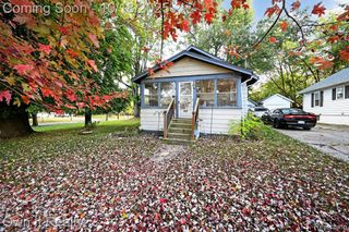 145 E Addison Street, Jackson, MI 49203