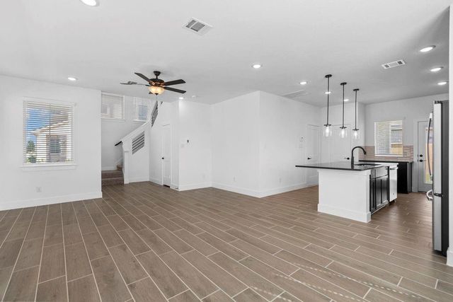 1310 Shaded Rock Drive, Missouri City, TX 77459