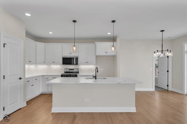 8028 BRADLEY Drive, Tinley Park, IL 60487