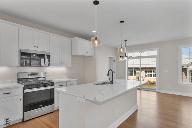 8028 BRADLEY Drive, Tinley Park, IL 60487