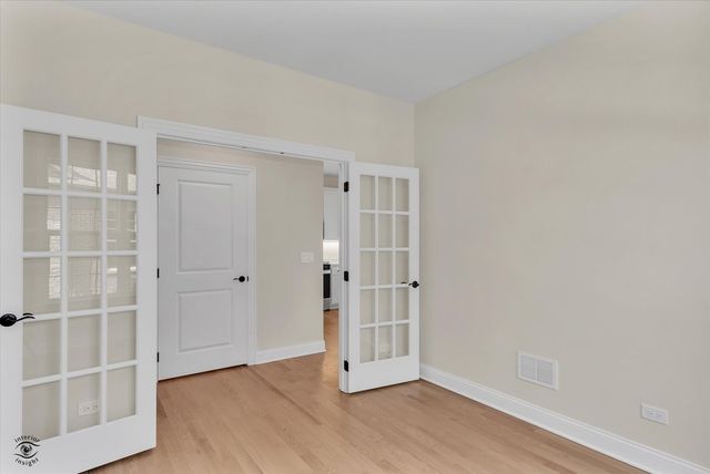 8028 BRADLEY Drive, Tinley Park, IL 60487