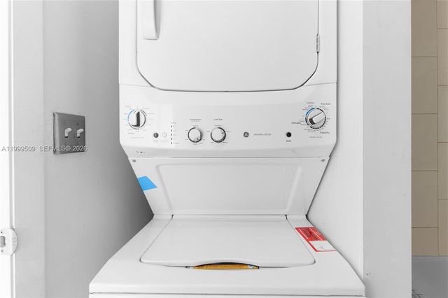 8101 Biscayne Blvd R-414, Miami, FL 33138