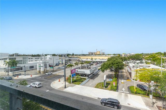 8101 Biscayne Blvd R-414, Miami, FL 33138