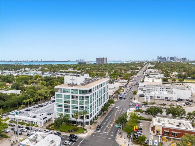 8101 Biscayne Blvd R-414, Miami, FL 33138