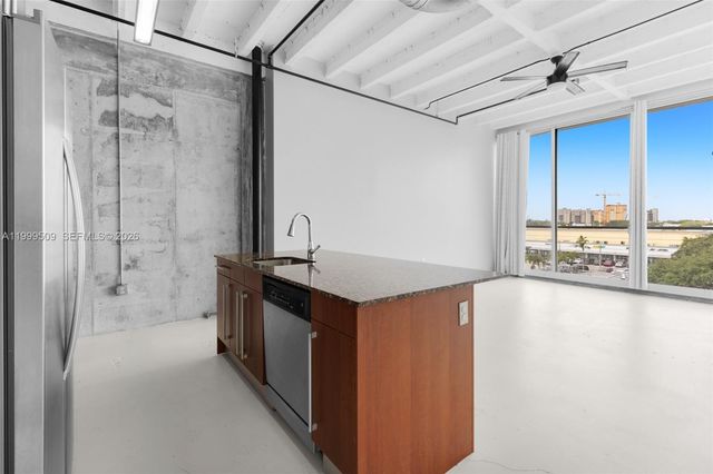 8101 Biscayne Blvd R-414, Miami, FL 33138