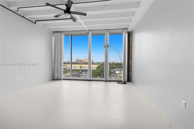 8101 Biscayne Blvd R-414, Miami, FL 33138