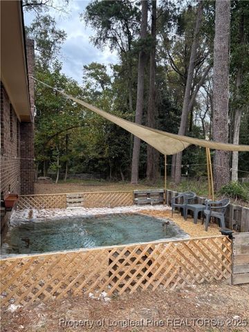 615 E 3rd Avenue, Red Springs, NC 28377