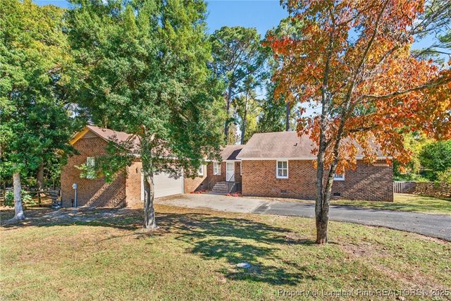 615 E 3rd Avenue, Red Springs, NC 28377