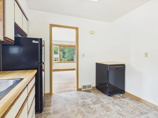 1710 Thackeray Road, Madison, WI 53704