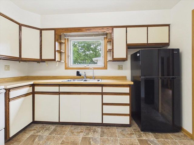 1710 Thackeray Road, Madison, WI 53704