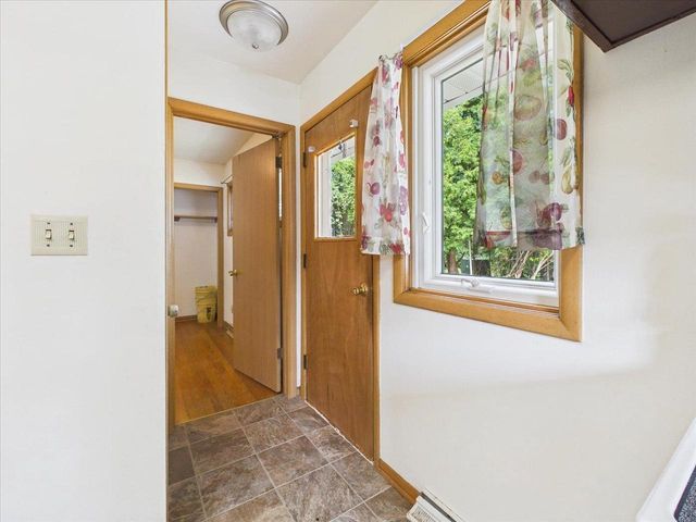 1710 Thackeray Road, Madison, WI 53704