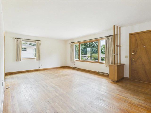 1710 Thackeray Road, Madison, WI 53704