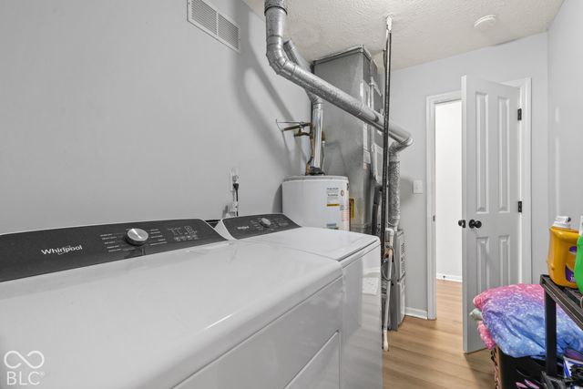 10223 Park Valley, Indianapolis, IN 46229