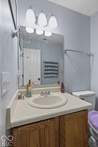 10223 Park Valley, Indianapolis, IN 46229
