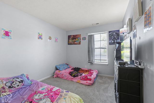 10223 Park Valley, Indianapolis, IN 46229